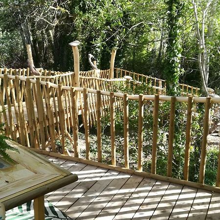 La Cabane Perchee Villelaure Bagian luar foto